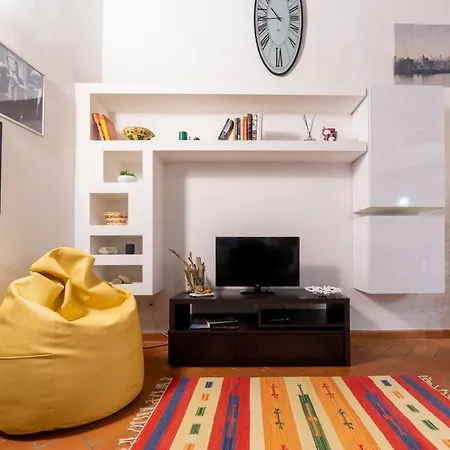 Guelfi Loft In A Historic Palace *