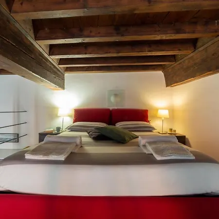 Apartment Guelfi Loft In A Historic Palace *